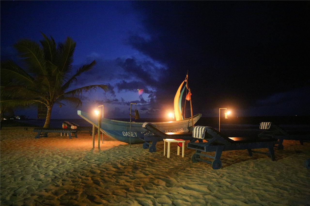 Oasey Ayurveda Hotel Bentota Exteriör bild